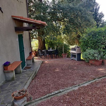 Il Rusticano Chianni Buitenkant foto