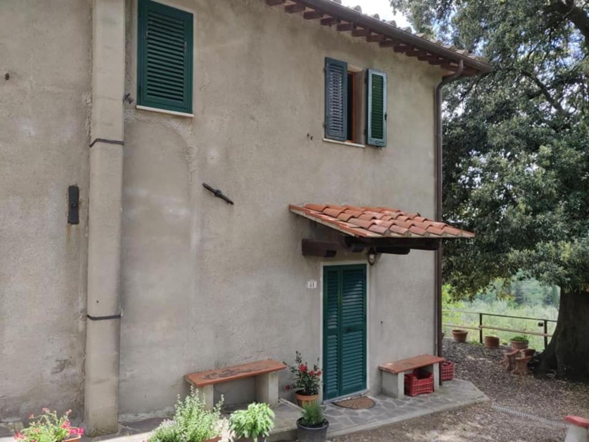 Il Rusticano Chianni Buitenkant foto